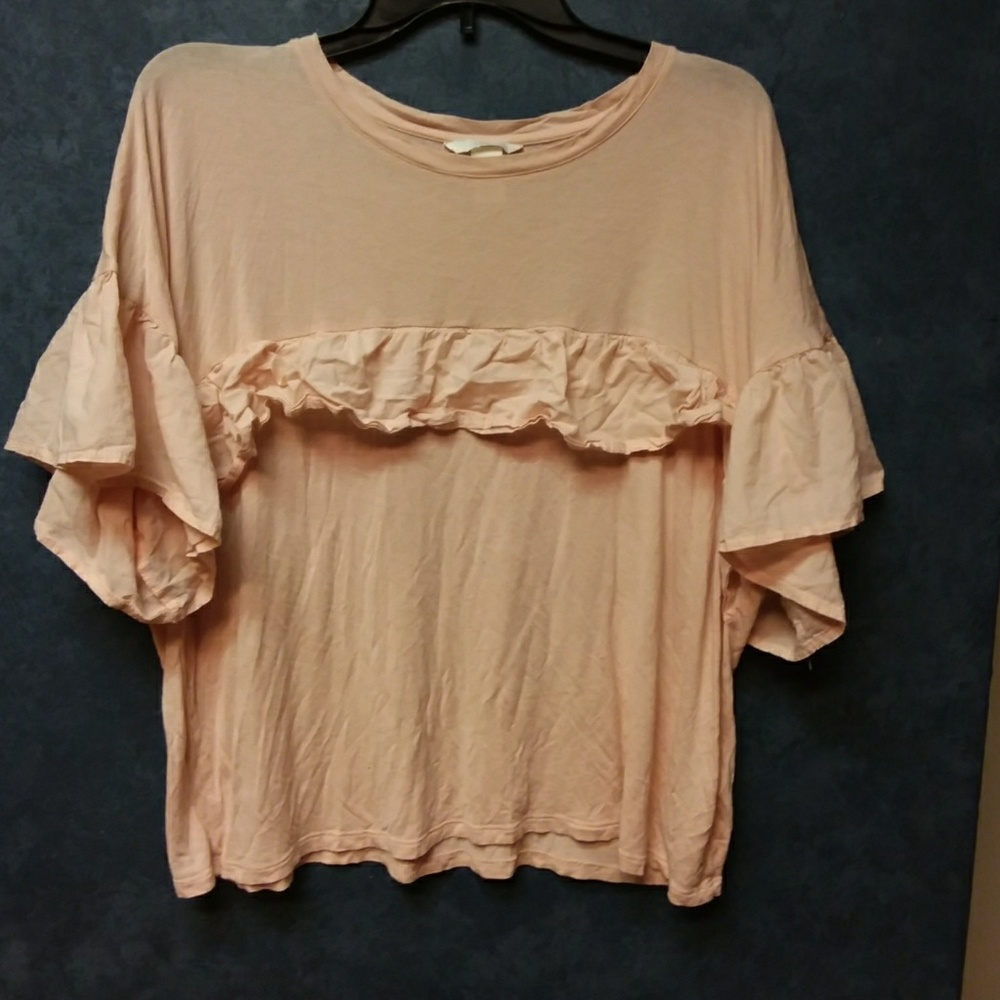 Pink H&M ruffled top